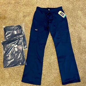 NEW 2 Cherokee Revolution Women’s XS Navy 5 Pocket Flare Leg Scrub Pants